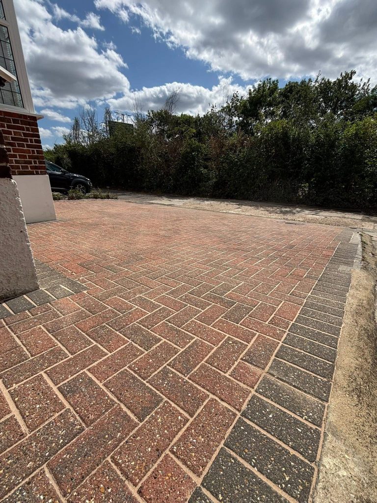 block driveway cleaning east grinstead